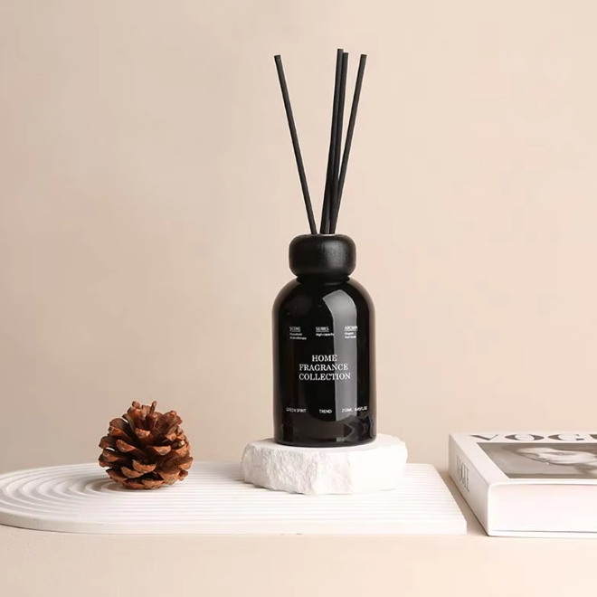 Wholesale 2 Pcs of Home Fragrance Plant Essential Oil Reed Diffuser Air Fresheners Set